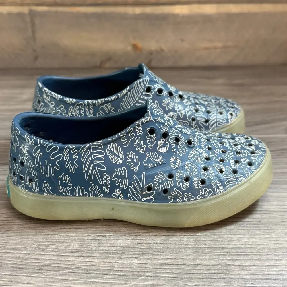 Native Jefferson Slip On Shoes Kids Size C11 Fern Leaf Print Glow In The Dark